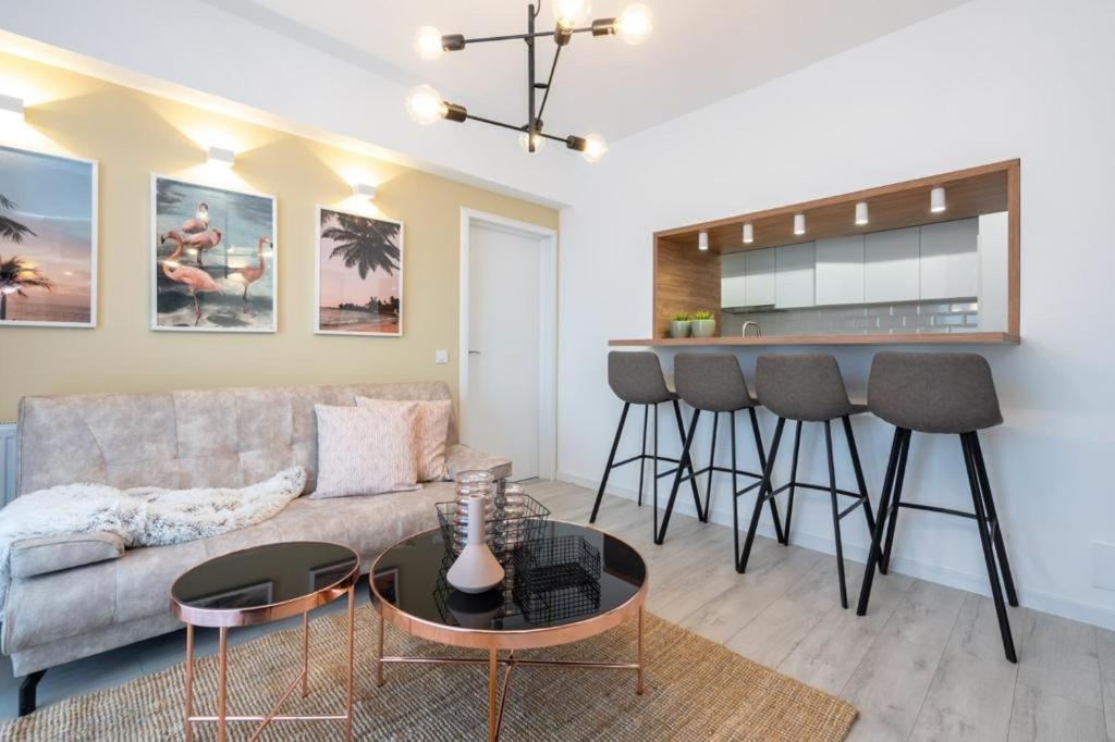 Piata Romana, Two Bedrooms Apartment Bucarest Esterno foto