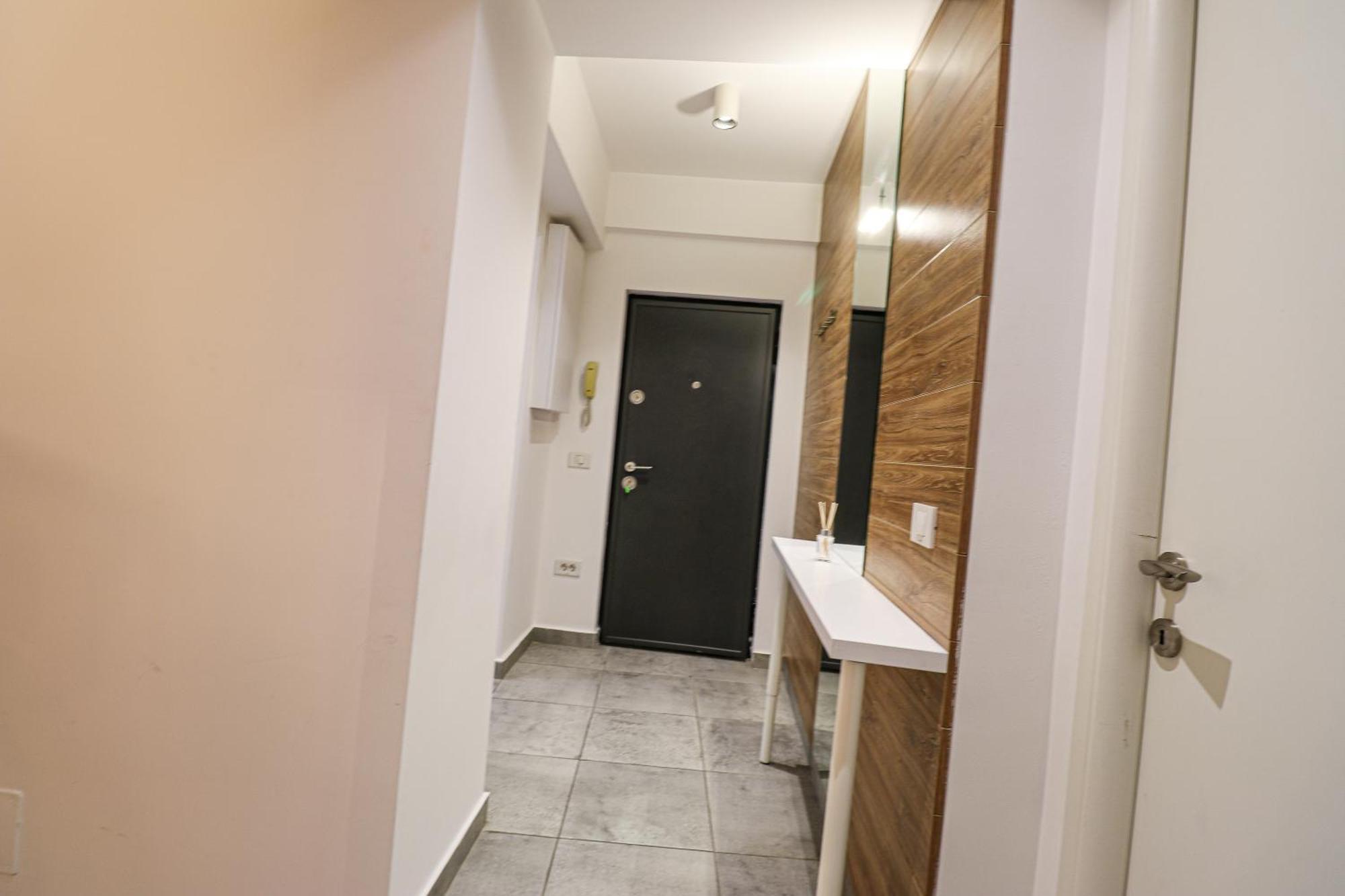 Piata Romana, Two Bedrooms Apartment Bucarest Esterno foto