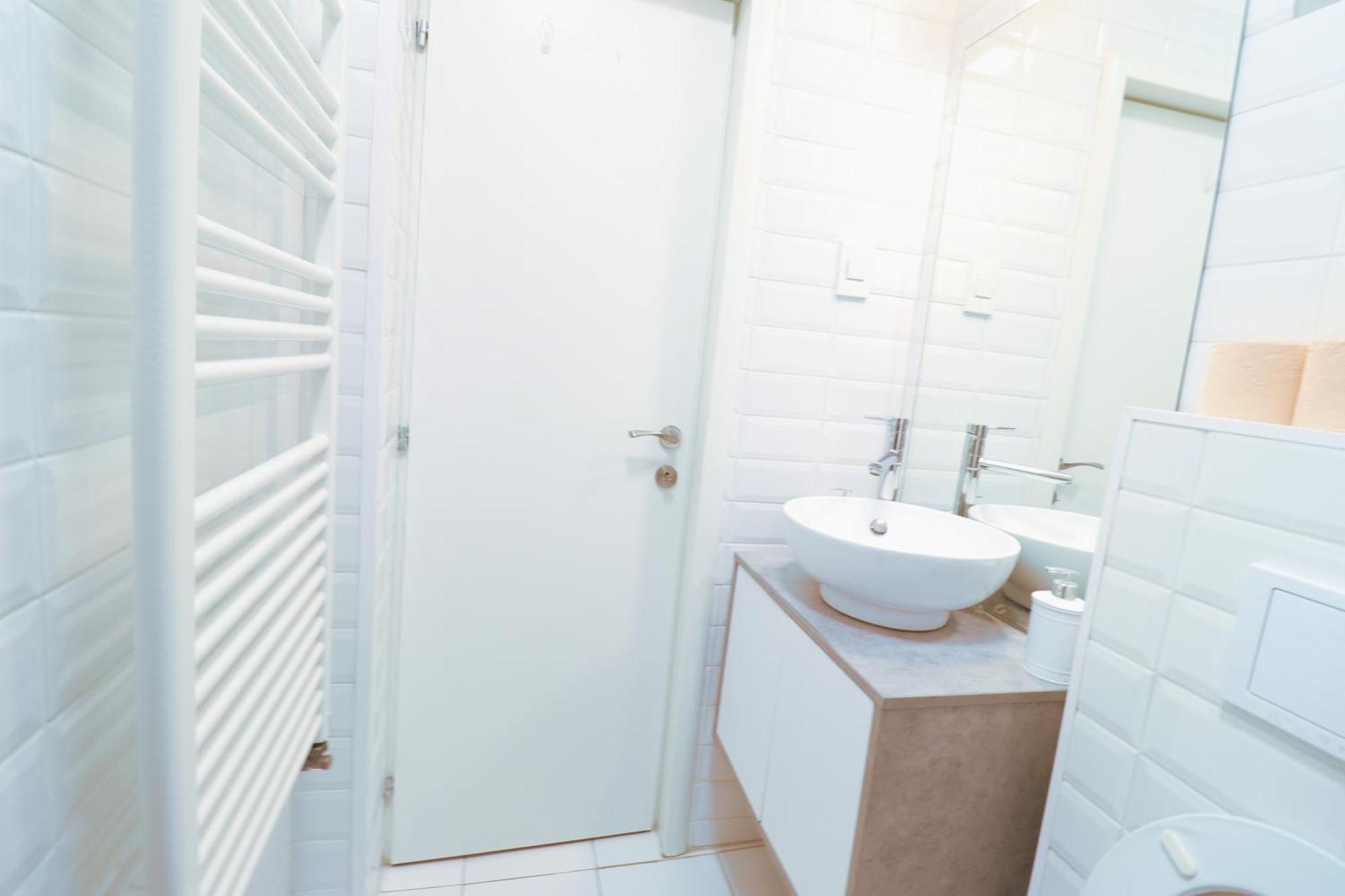 Piata Romana, Two Bedrooms Apartment Bucarest Esterno foto